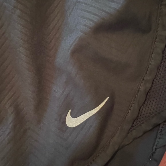 Nike Dri-Fit Shorts Black Medium - Picture 2 of 4